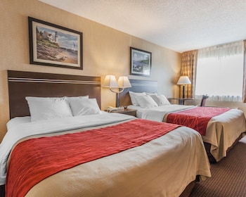 Room, 2 Queen Beds, Non Smoking (Upgrade)
