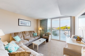 Suite, 3 Bedrooms