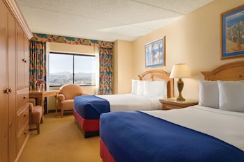 Central Tower | Riverfront | 2 Doubles | Non-Smoking