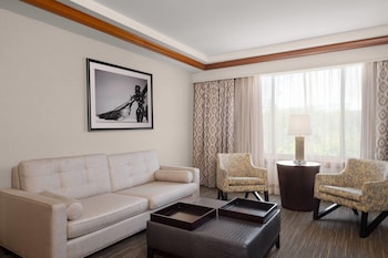 Premier Suite, 1 King Bed, Non Smoking, Jetted Tub