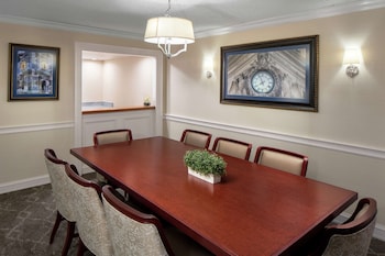 Room (Parlor)