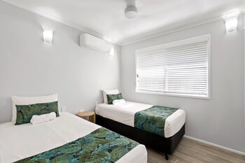 Suite, Multiple Beds, Non Smoking
