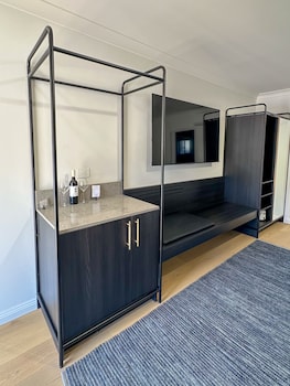 Boutique Suite