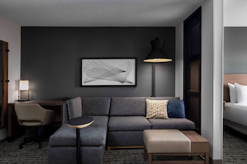 Guest Room, Room, 1 King Bed
