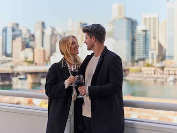 Standard Room, 2 Twin Beds (Pyrmont View)