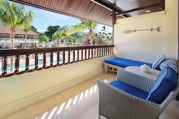 Deluxe Room, 1 King Bed, Pool View (Garden Wing Separated from the Beach by the Road)
