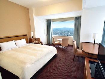 Double Room, Non Smoking (Airport Corner Double)