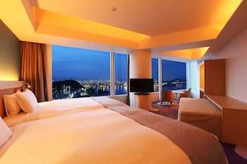 [18~19F] [G7] [Club Floor] Luxury Room With View Bath, Non Smoking