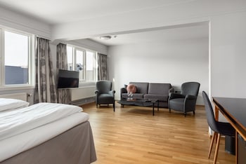 Junior Room