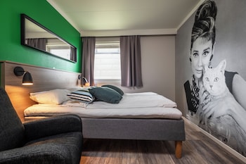 Twin Room (Moderate)