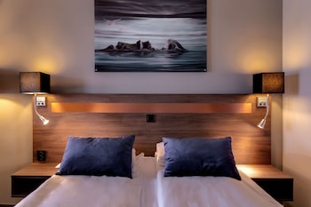 Economy Room, 1 Queen Bed