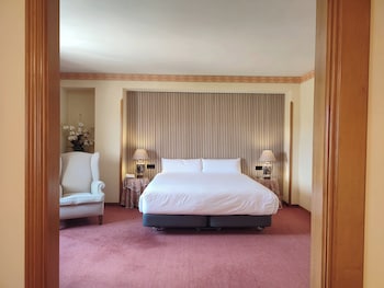 Junior Suite, 1 Queen Bed