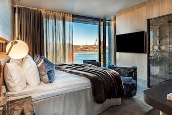 Penthouse - min. age 25+