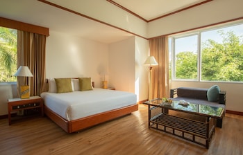 Junior Suite, 1 King Bed