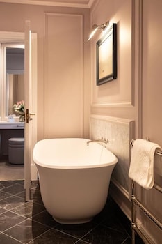 Crawford Suite
