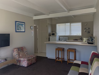 Apartment, 1 Bedroom, Poolside