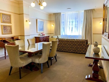 Luxury Triple Room