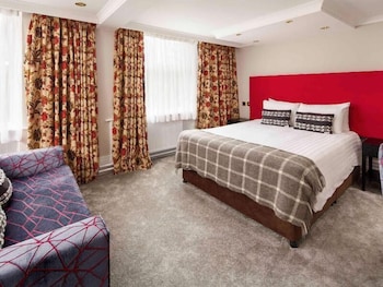 Standard King Room