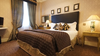 One Bedroom Suite
