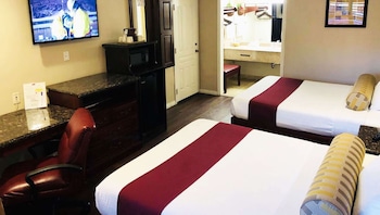 Standard Room, 2 Queen Beds, Non Smoking