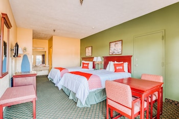 Room, 2 Queen Beds