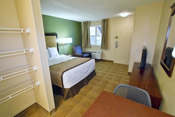 Room, 1 Queen Bed, Non Smoking, Kitchen