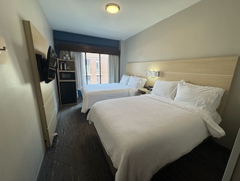 Standard Room, 2 Double Beds