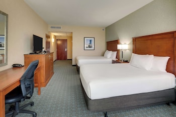 Room, 2 Queen Beds, Hearing Accessible (Roll-in Shower)