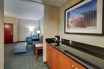 Suite, 2 Queen Beds, Accessible (Sofa Sleeper, Tub, 2 Rooms)