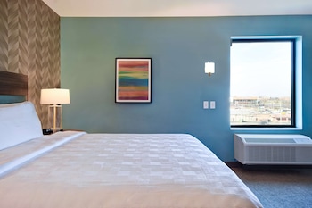 Studio, 1 Queen Bed, Accessible, Bathtub (Mobility & Hearing)