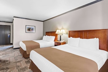 Standard Room, 2 Queen Beds, Non Smoking, Refrigerator & Microwave