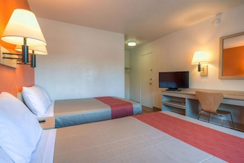 Standard Room, 2 Double Beds, Non Smoking