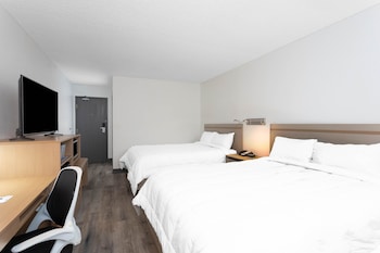 Room, 2 Queen Beds, Non Smoking