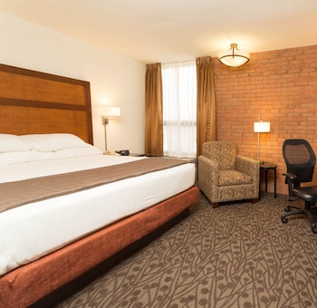 Room, 1 King Bed (Upper Floor)