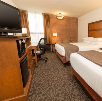 Room, 2 Queen Beds (Upper Floor)