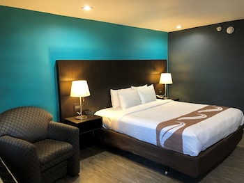 Standard Room, 1 King Bed, Non Smoking