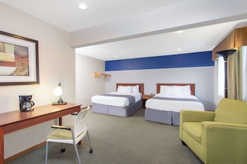 Suite, Multiple Beds, Non Smoking