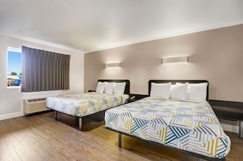 Standard Room, 2 Queen Beds, Accessible, Non Smoking