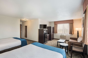Suite, Multiple Beds, Non Smoking, Refrigerator & Microwave (with Sofabed)