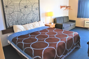 Studio Suite, 1 King Bed, Non Smoking