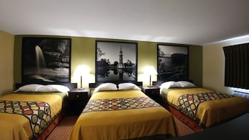 Suite, Multiple Beds