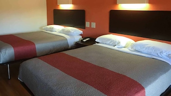 Standard Room, 2 Queen Beds, Non Smoking