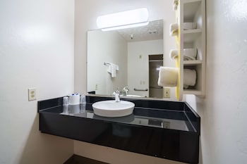 Standard Suite, Multiple Beds, Non Smoking