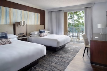 Deluxe Room, 2 Queen Beds, Lake View