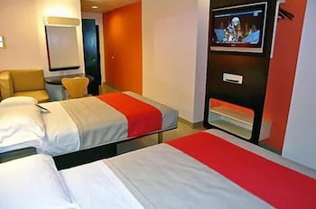 Standard Room, 2 Double Beds, Smoking