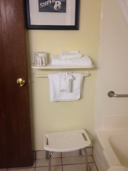 Room, 1 King Bed, Accessible, Non Smoking (Mobility Accessible)