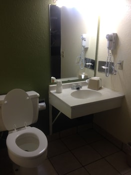 Room, 1 King Bed, Accessible, Non Smoking (Mobility Accessible)