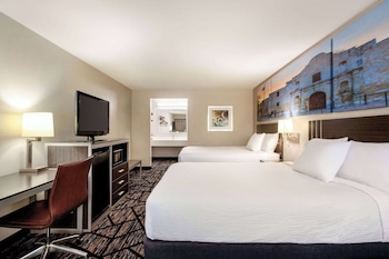 Standard Room, 2 Queen Beds, Non- Smoking