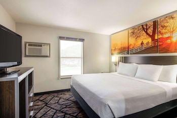 Studio Suite, 1 King Bed, Non Smoking