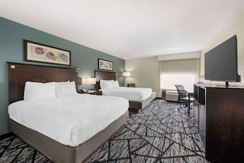 Standard Room, 2 Queen Beds, Non Smoking, Refrigerator & Microwave